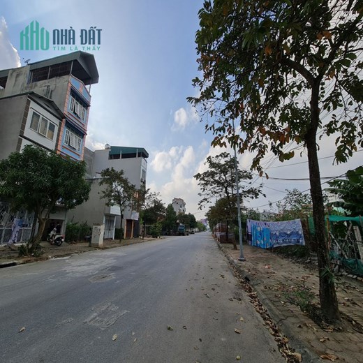 Shophouse 300m2 sàn ngay giữa trung tâm lõi kinh tế phía Đông Hà Nội.