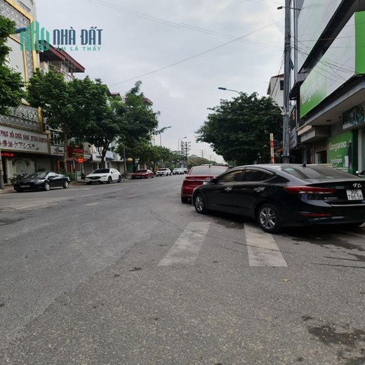 Bán nhà 5 tầng 76m2 đất, 300m2 sàn kinh doanh cực tốt tại Trâu Quỳ, Gia Lâm, Hà Nội.