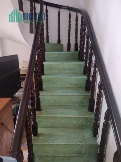 Giảm khủng 1.3 tỷ, nhà Bùi Đình Túy, 66m2, 3 tầng, có sân sau nhà trồng cây