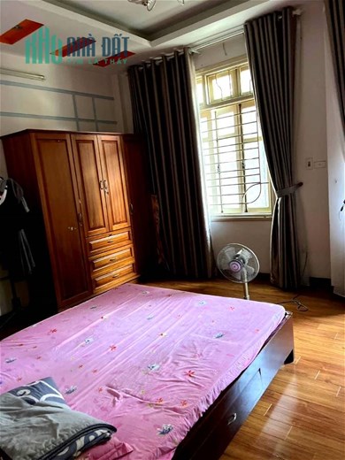 Bán nhà Ngọc Thụy Long Biên 50m2 5 tầng