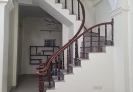 Bán nhà Hoàng Mai 32m, 4T, ngõ to, nhà đẹp, dân xây, SDCC, giá rẻ2.68 tỷ