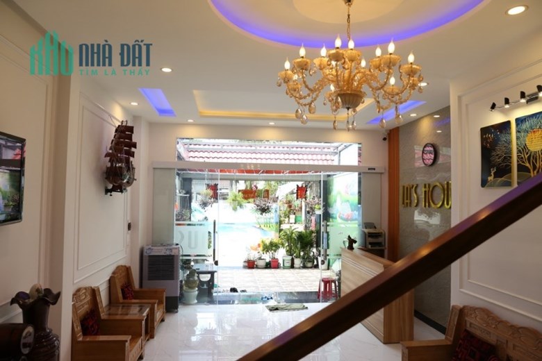 Bán Khách Sạn Hẻm Nội Bộ Lê Lợi, P Trần Hưng Đạo, Quy Nhơn , 130,4m2 , 4 Mê, Giá 13,5 Tỷ