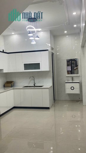 Bán nhà 4 tầng ngo 174 Văn Cao 52 m sân cổng riêng