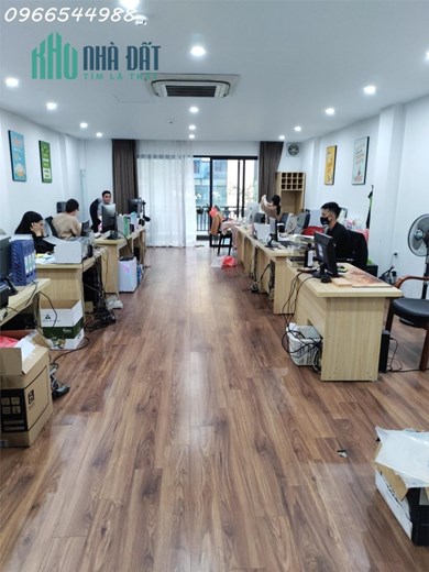Bán nhà mặt phố Ngọc Lâm, 40 tỷ, 200m2
