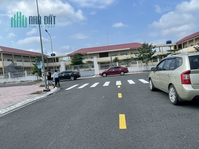 CẦN BÁN 5 LÔ ĐẤT NỀN NAM AN BÀU BÀNG- NGAY QL13 GIA CHỈ 1 TỶ 550 TRIỆU/NỀN