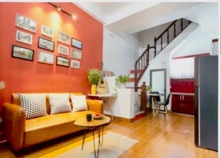 Bán nhà Hàng Chuối, HBT 32mx3PN, KD  dòng tiền, nhà đẹp ở luôn, 4.5 tỷ. LH: 0366051369