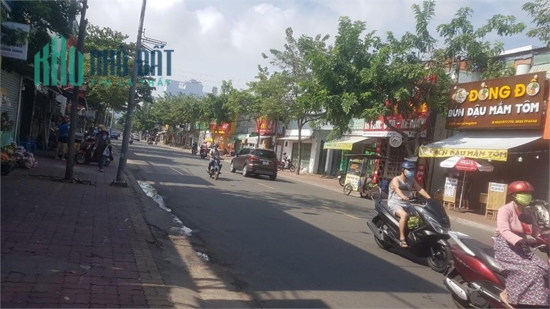 Cho thuê mặt bằng đường trương công định, tpvt ngăn phòng kính riêng