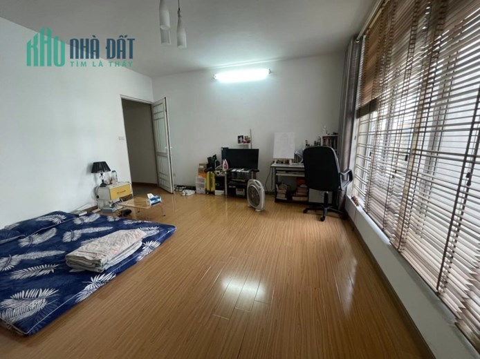 Bán nhà mặt phố Bồ Đề - Kinh Doanh - Oto tránh - Mặt Tiền 6m - Chỉ 6.1 tỷ.