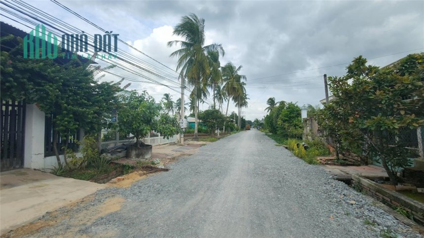 Nhà đẹp, máy lạnh sẵn, giá cực hấp dẫn gần Tp Tây Ninh