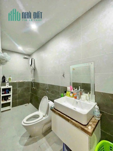 NHÀ SIÊU ĐẸP 1T2L - CÁCH MT PHẠM VĂN ĐỒNG 100M - NẰM TRONG KDC ĐỒNG BỘ YÊN TĨNH‼️