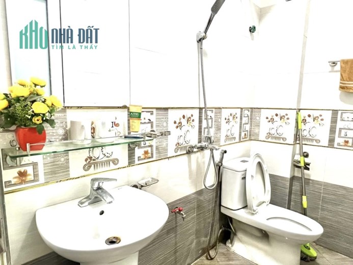 BÁN NHÀ PHỐ BẠCH MAI, 48M2 - 5 TẦNG - 5 NGỦ, DÂN XÂY, Ô TÔ CÁCH 20M, NHỈNH 5 TỶ