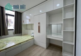 Nhà mới 4 tầng sát MT Nguyễn Đình Chiểu Full nội thất, 34m2, DT 16tr/T
