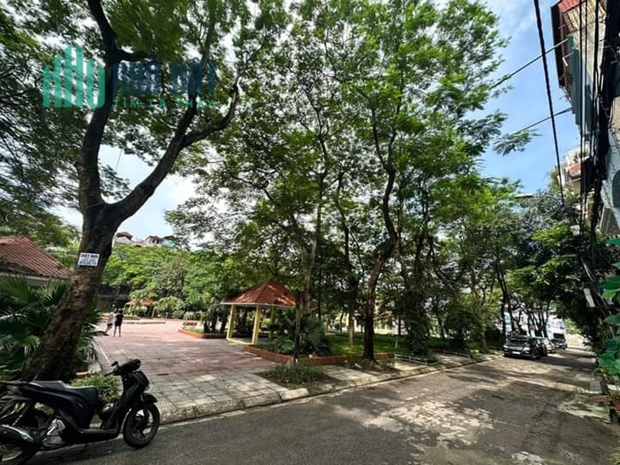 [Album]
🏫🔥GIẢI PHÓNG_PHƯƠNG LIỆT.CHÍNH CHỦ BÁN NHÀ GẦN HỒ SEN.88M.8 TẦNG.THANG MÁY
💥💥"NHÀ THIẾT