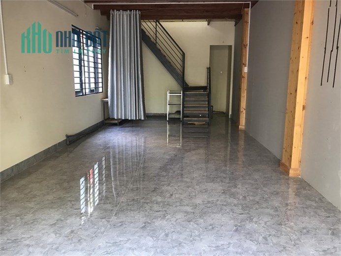 Cho thuê mặt bằng góc đường Nguyễn Hữu Cảnh, TPVT đông đúc