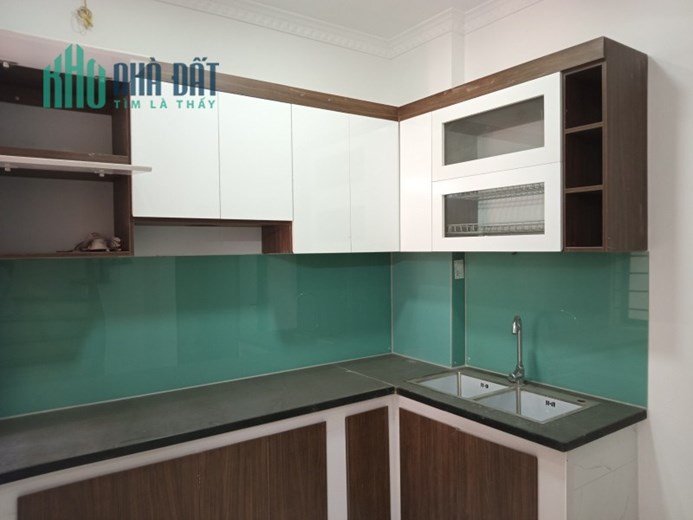 Bán nhà Hào Nam 46m2 4 tầng, 2 thoáng, 3 gác quay đầu, chỉ 4.2 tỷ