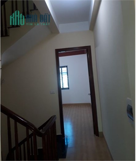 Bán gấp nhà Kim Chung diện tích 41 m2 x 4 tầng vị trí đẹp cách trục chính đường oto 50 m - PB