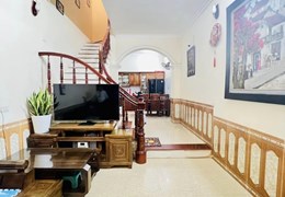 PHÂN LÔ PHỐ HOÀNG MAI, Ô TÔ TRÁNH, VÀO NHÀ, KINH DOANH , 32/34M2*3T*MT6M*3.75 TỶ