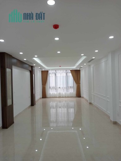 Chính chủ cần bán gấp căn nhà mặt ngõ tại Cát Linh Giảng Võ Hào Nam Đống Đa dt 72 m2 giá 25,5 tỷ