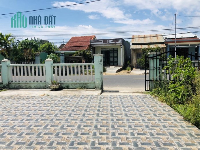 CHÍNH CHỦ Cần Bán LÔ ĐẤT TẶNG CĂN NHÀ Mặt Tiền Đường Quốc Lộ Tại TP Đà Nẵng
