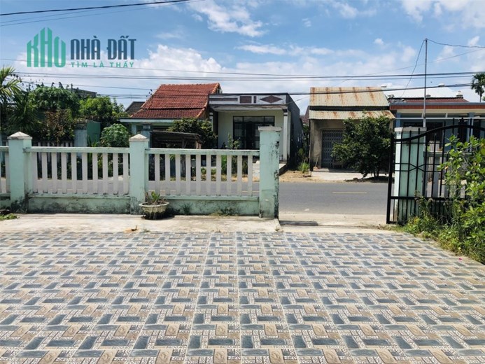 CHÍNH CHỦ Cần Bán LÔ ĐẤT TẶNG CĂN NHÀ Mặt Tiền Đường Quốc Lộ Tại TP Đà Nẵng