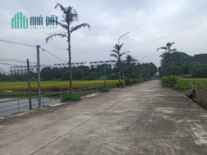 Bán 59m đất thôn Hậu  xã Uy Nỗ Đông Anh đường ô tô giá 3x