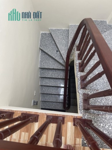 Bán nhà Tây Sơn 38m2 5 tầng, ngõ 3 gác đua, full nội thất, 4,8 tỷ