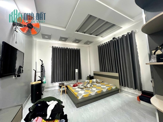 Ngộp bank sâu. Bán nhà 2t 62m2 HXH Lê Văn Việt. Chỉ 4.3 tỷ TL