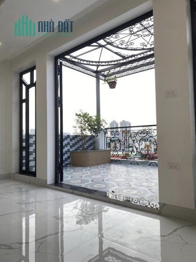 246m Mặt Tiền 9m Phố Hoàng Cầu Vị Trí Kim Cương Quận Đống Đa. Chủ Cần Bán Nhanh Để Đầu Tư Nhà Máy Ở
