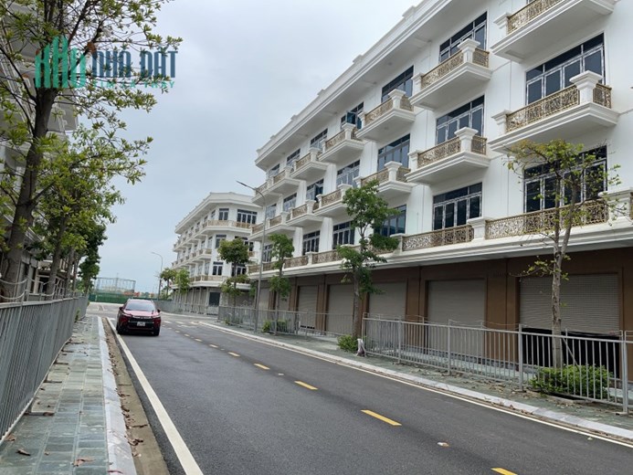 BÁN NHÀ PHỐ 4 TẦNG, GIÁ 13,2 TRIỆU/M2.  SANG TÊN SỔ NGAY  - KĐT XUÂN HƯNG - HOTLINE: 0966 343 969