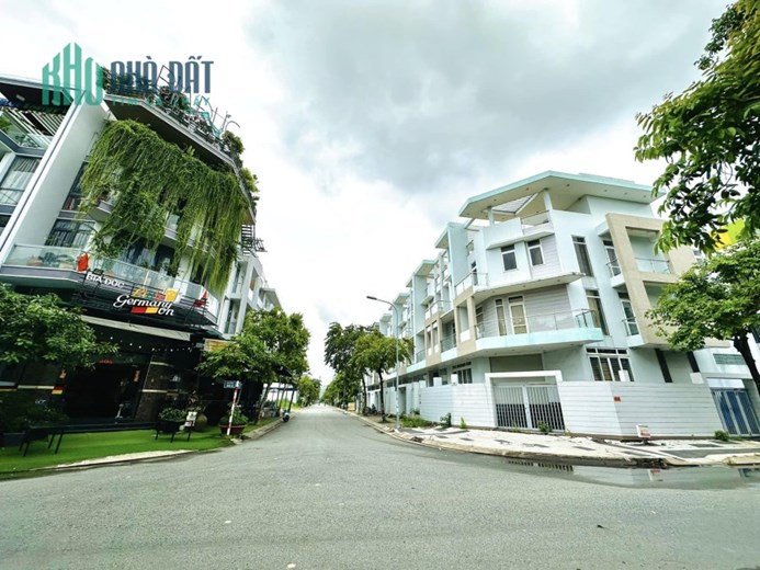 GẤP BÁN 7 CĂN NHÀ PHỐ LIỀN KỀ KDC DƯƠNG HỒNG, VIEW CÔNG VIÊN, 740M2, 5 TẦNG CHỈ NHỈNH 80 TRIỆU/M2