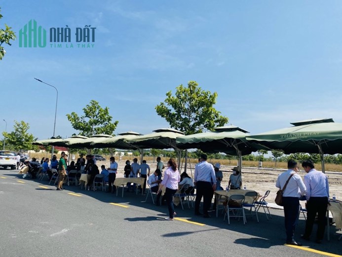 Đất nền Bàu Bàng, bên cạnh trung tâm hành chính giá chỉ 1,550 tỷ/nền