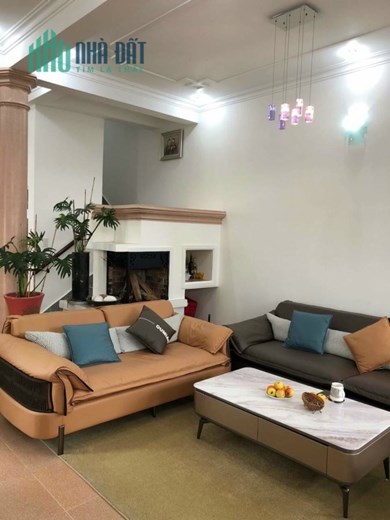 [ Giảm mạnh ] Bán gấp Nhà gần Hồ Xuân Hương đường Sương Nguyệt Ánh, Đà Lạt giá chỉ 10.5 tỷ