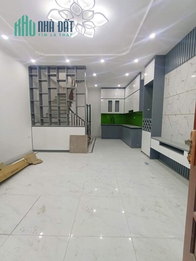CHÍNH CHỦ Bán nhà riêng MINH KHAI, 45m 5Tầng, 5 ngủ, MT 4,4m giá 3 tỷ5