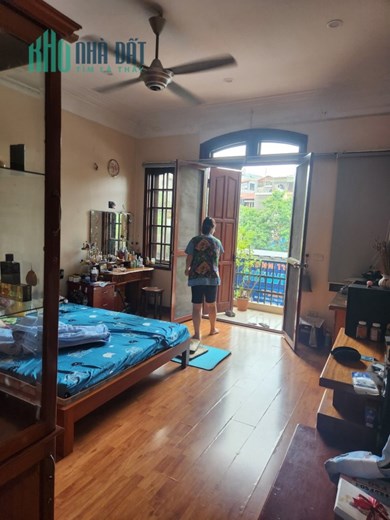 BÁN NHÀ MẶT NGÕ 553 GIẢI PHÓNG, 140M2, 4 TẦNG, MT 6M, Ô TÔ TRÁNH, VỈA HÈ, 19 TỶ