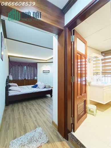 Bán căn hộ 147m2 MD Complex Mỹ Đình, 3PN 3VS tầng cao, nội thất cao cấp, khoáng đạt