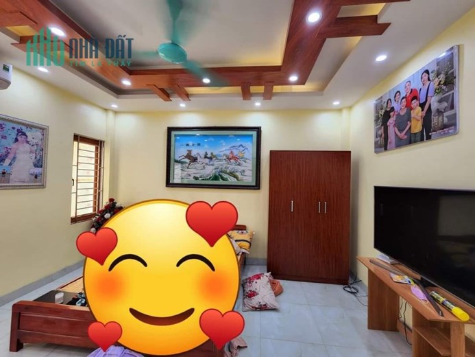 Hiếm ! Bán nhà mặt phố ngã 7 Khâm Thiên – Ô chợ Dừa 95m2 nhà 3 tầng giá rẻ 28 tỷ