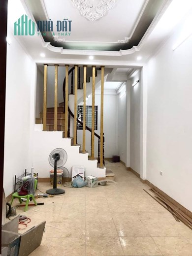 BÁN_NHÀ HOÀNG ĐẠO THÀNH_KIM GIANG 40M CHỈ 3.3 TỶ, Ô TÔ GẦN, NGÕ NÔNG, RỘNG