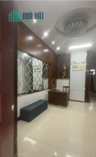 CẦN TÌM KHÁCH THUÊ CỬA HÀNG MẶT PHỐ 8/3, 30m, 11 TRIỆU/TH.



Thích hợp các loại hình kinh