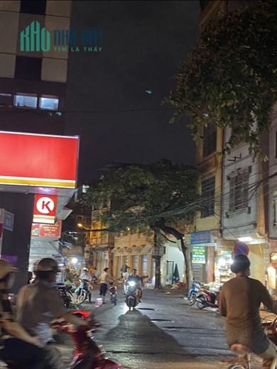 CẦN TÌM KHÁCH THUÊ CỬA HÀNG MẶT PHỐ 8/3, 30m, 11 TRIỆU/TH.



Thích hợp các loại hình kinh
