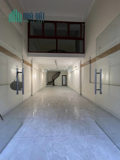 Bán nhà mặt phố Hào Nam, vị trí đẹp, nở hậu, kinh doanh đỉnh, 4 tầng, 45 m2, nhỉnh 16 tỷ.