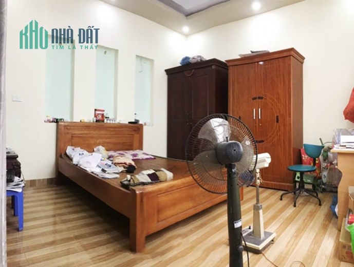 Bán nhà mặt ngõ to Trung Lực, diện tích 58m 4 tầng, ô.tô đỗ cửa GIÁ 4.5 tỉ