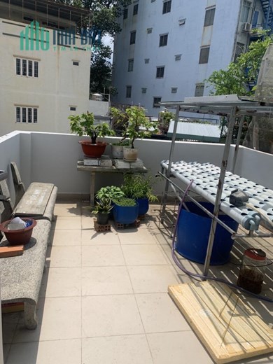 ++NGUYỄN TRÃI-QUẬN5-XE HƠI ĐỖ CỬA,45M –4TẦNG-10M RA MẶT TIỀN- MỚI VÀO Ở NGAY-NHỈNH 8TỶ