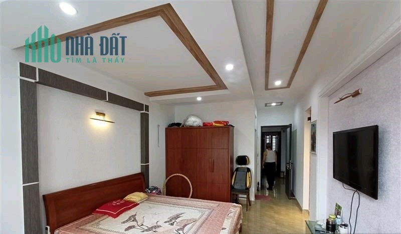 Bán nhà ngõ ô.tô đường Nguyễn Văn Linh, 78m 4 tầng GIÁ 3.75 tỉ gần Thiên Lôi