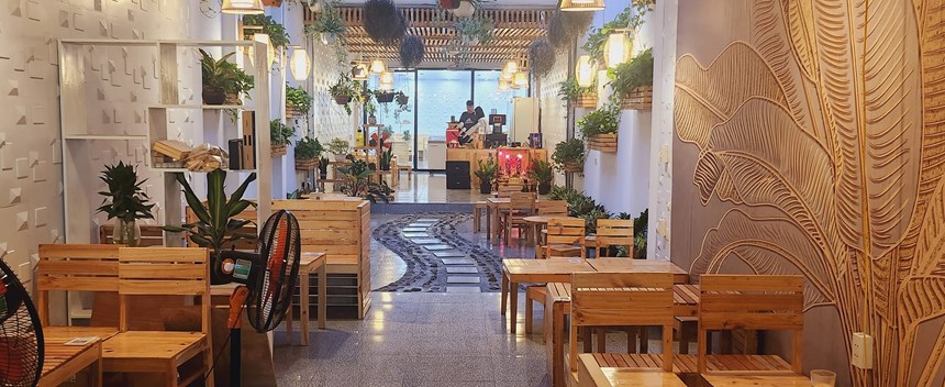 Sang nhượng quán CUP Coffee &Tea 251 Phan Đăng Lưu , Kiến An, Hải Phòng.