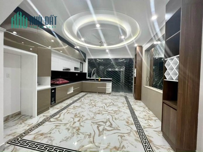 Bán siêu phẩm phân lô Văn Cao, diện tích 91m 4 tầng GIÁ 8.7 tỉ