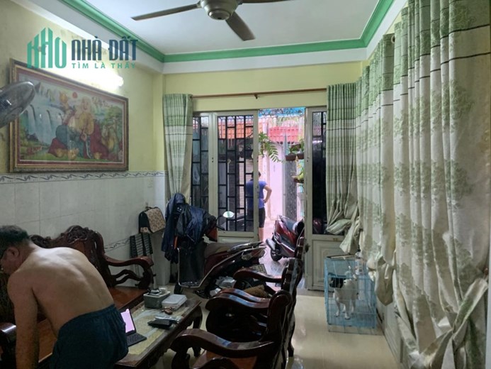 LÔ GÓC XE TẢI NÉ TRÁNH VÀO TẬN NHÀ - VỊ TRÍ SIÊU ĐẸP - 3 PN - HIẾM CÓ