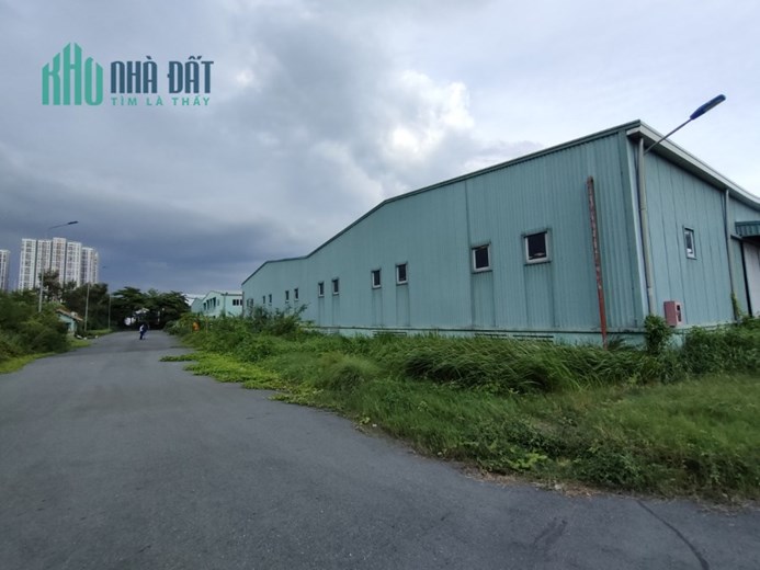 Cho thuê kho mặt tiền đường Đào Trí, 1000m, giá 110k/m