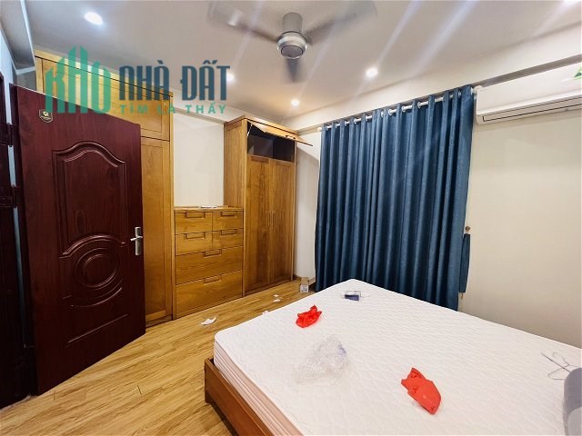 63m 4tầng 7.6 tỷ Đào Tấn Gần phố ,Dân xây ở ngay