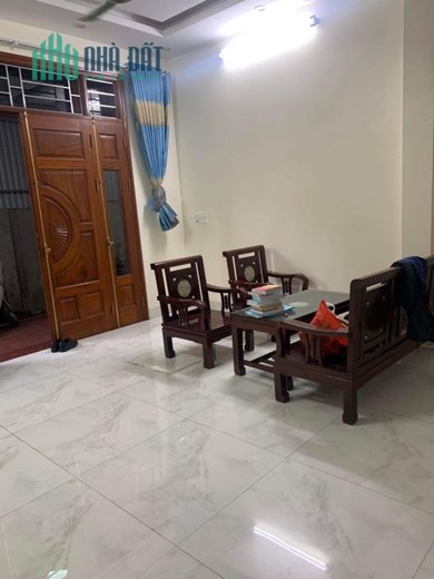 Cho thuê nhà 3 tầng 1 tum ngõ 10 phố Thanh Lãm, Hà Đông, Hà Nội