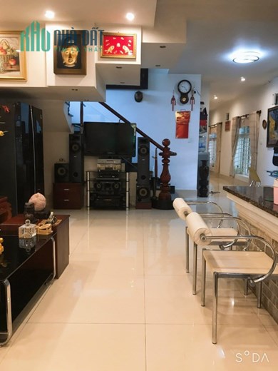 Bán Gấp Biệt Thự Khu Vip, Gần Giga Mall Phạm Văn Đồng, DT 10x25m, 4T, Khu Hiếm Không Có Căn Thứ Hai
